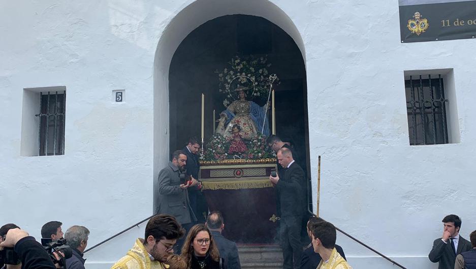 La Divina Pastora de Córdoba hace historia con su primera llegada a la Catedral