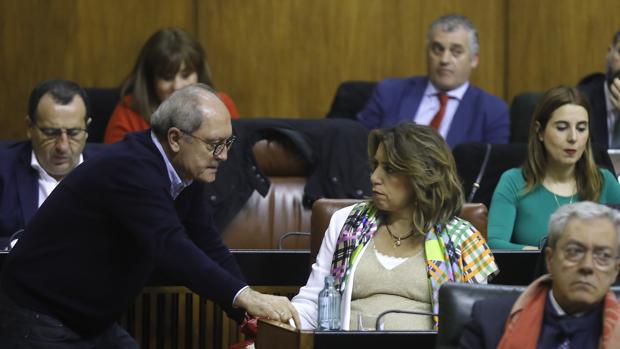 Susana Díaz le dice al presidente de la Junta de Andalucía que fue un error suyo abstenerse con Rajoy