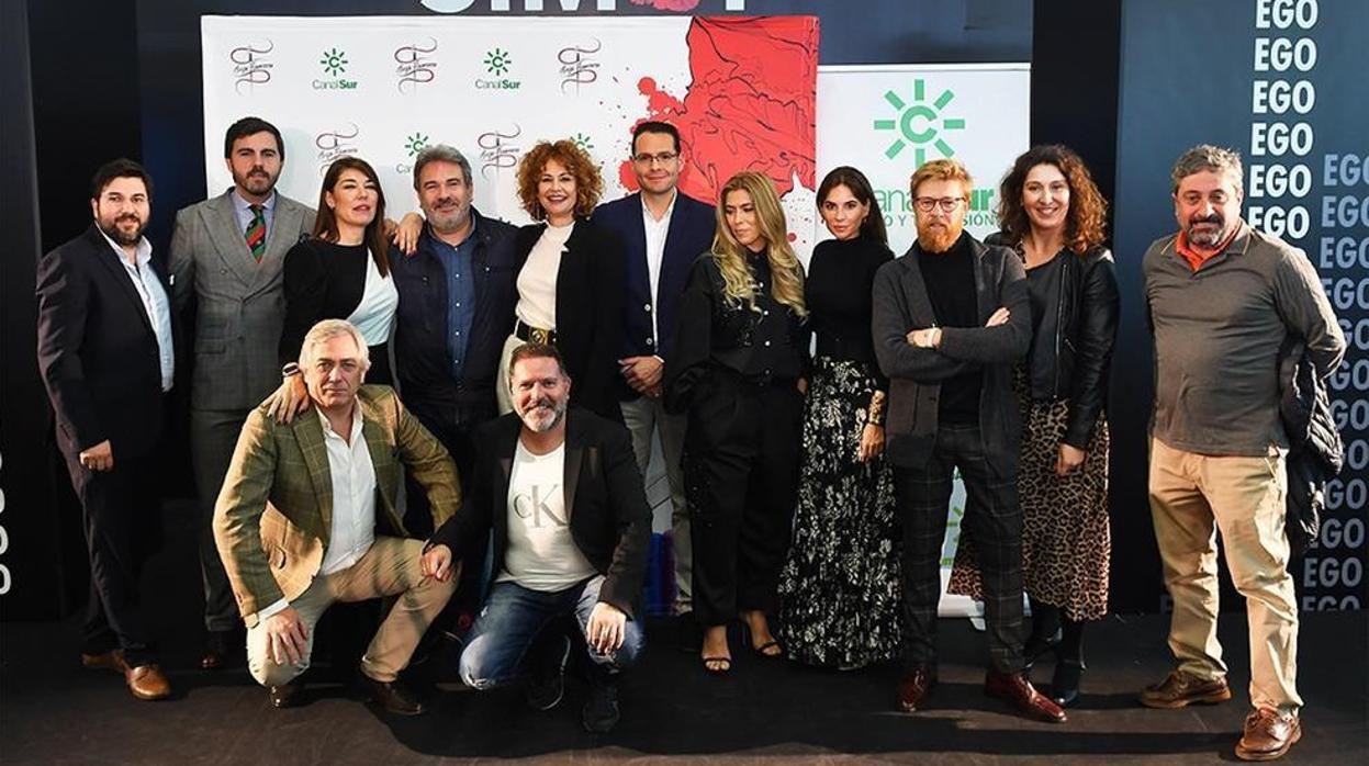 El equipo del programa «Aguja flamenca» durante su presentación