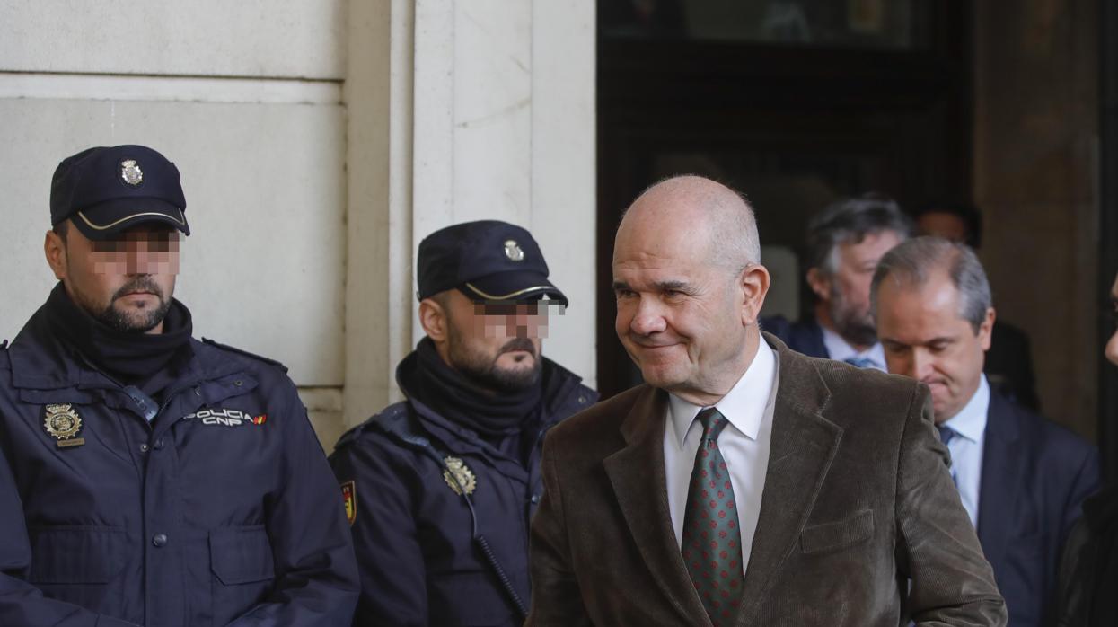 Manuel Chaves a su salida tras conocer la sentencia de los ERE