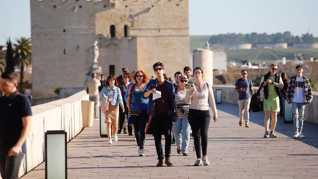 El tiempo en Córdoba | Leve bajada de temperaturas el jueves con el sol como protagonista