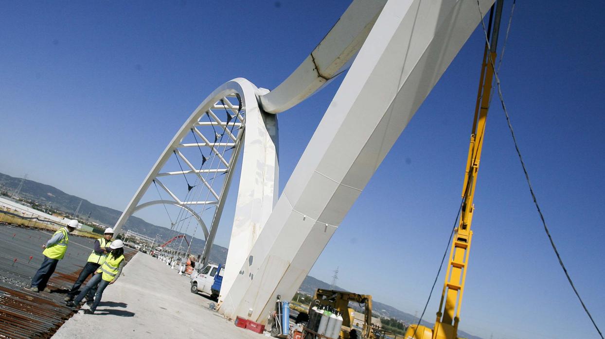 Obras del Puente de Ibn Firnás, en la Variante Oeste