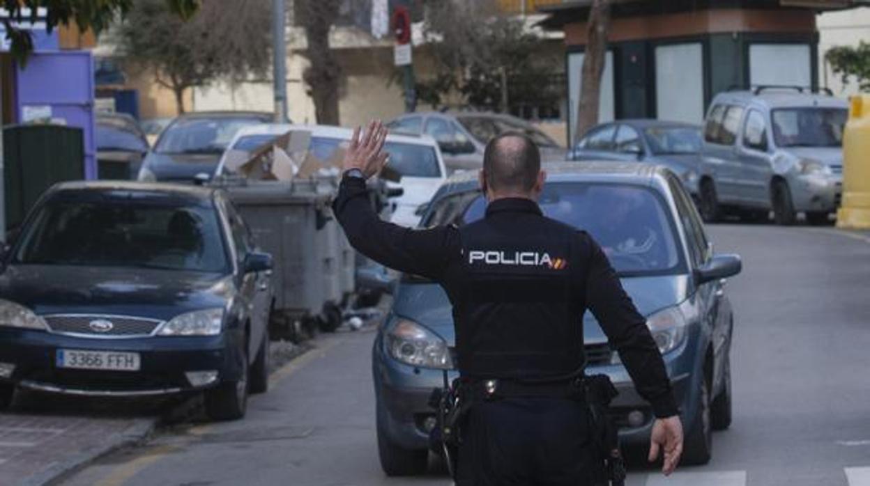 La Policía, en una imagen de arcchivo, tras un tiroteo en Málaga