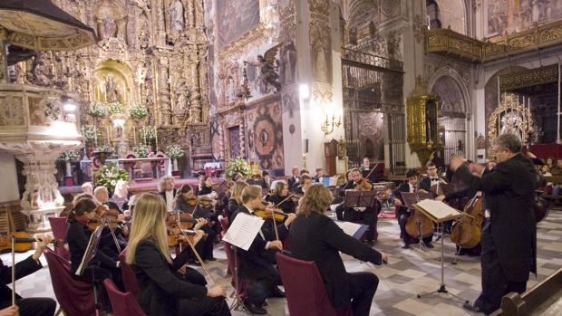 Agenda cultural de Córdoba | La Orquesta del Mozarteum llena Orive con los sones de Salzsburgo