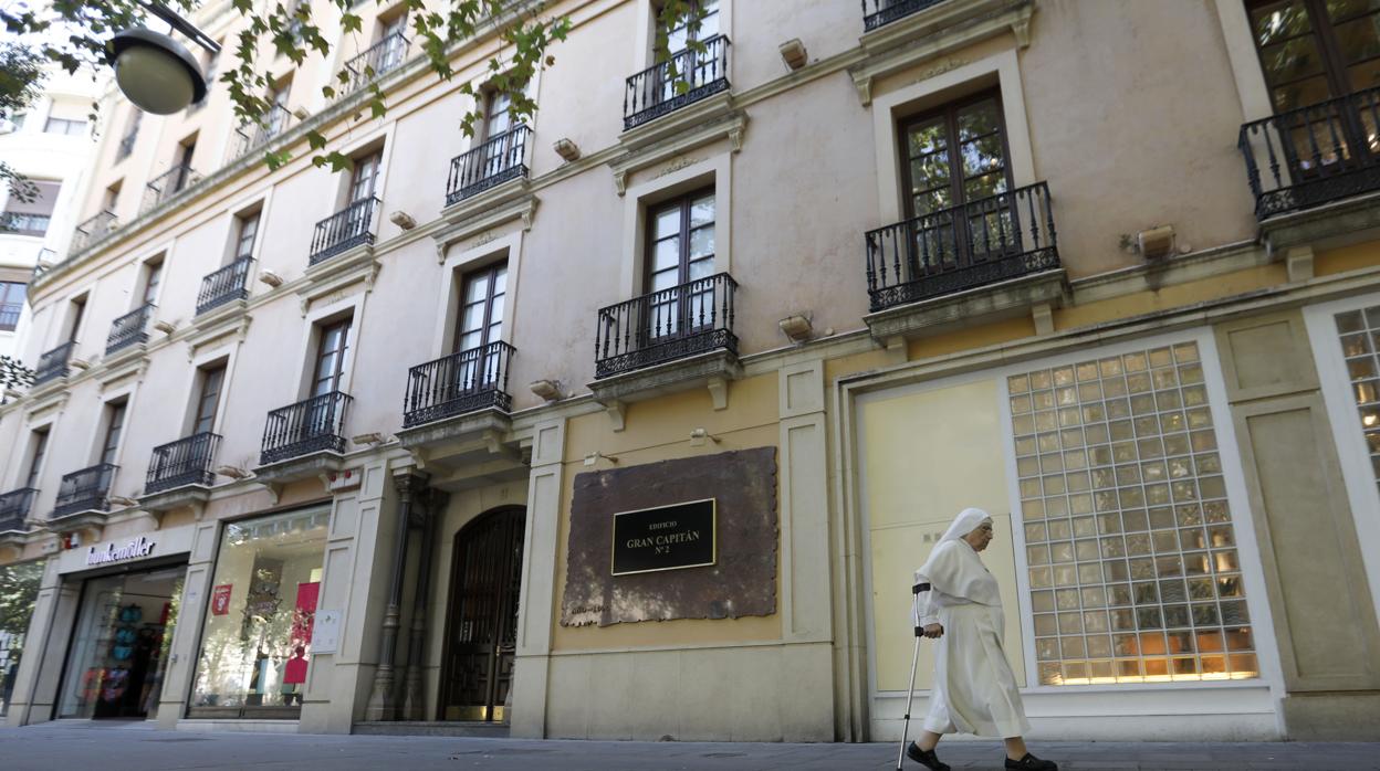 Entrada al edificio de la sede de Grupo Prasa en Córdoba