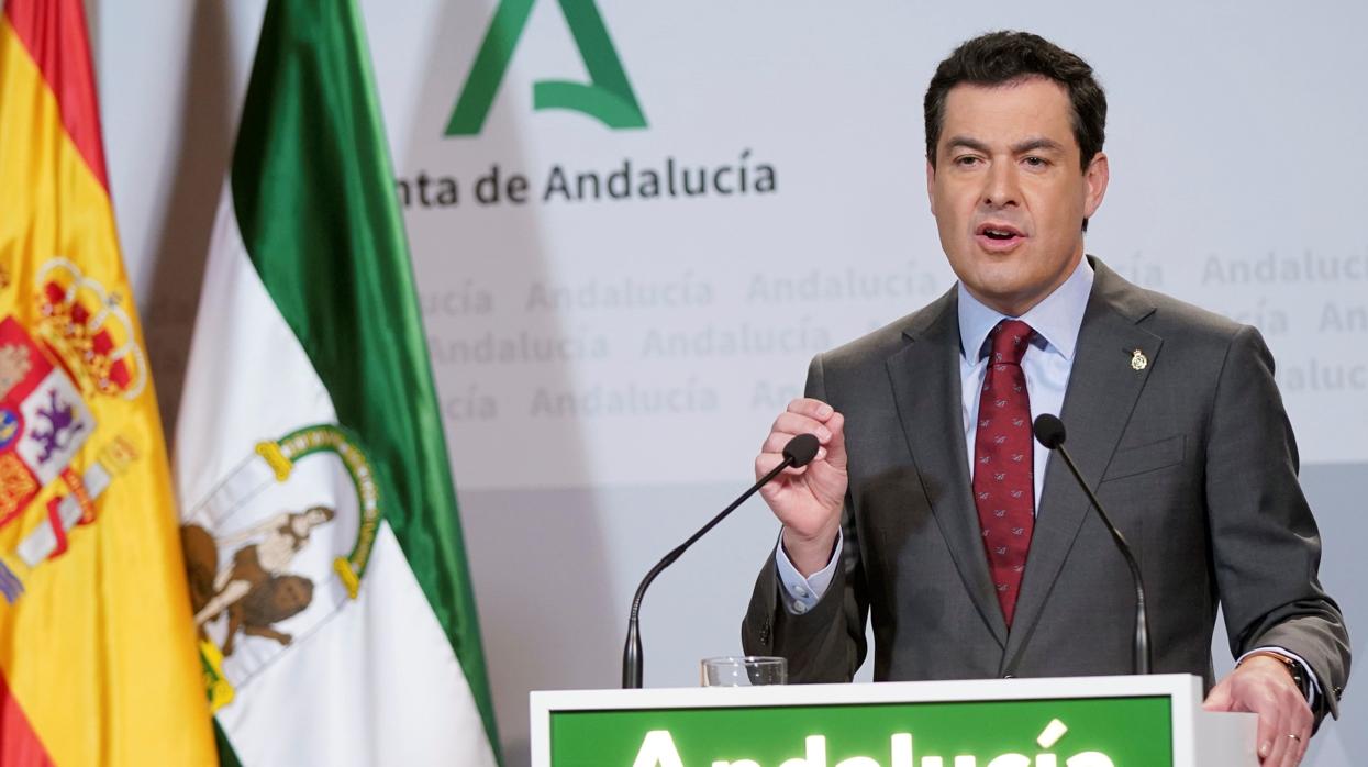 El presidente de la Junta de Andalucía, Juanma Moreno, durante la comparecencia ofrecida el sábado