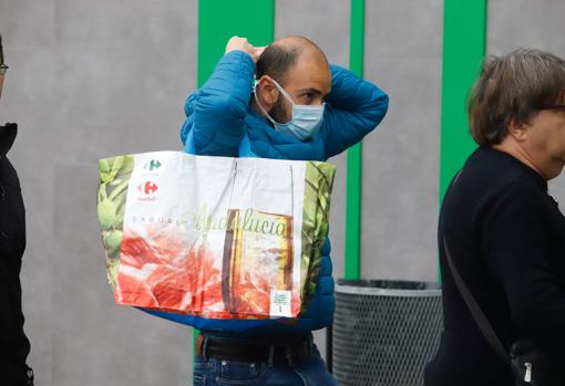 Mercadona toma medidas contra el coronavirus: abrirá de 9.00 a 20.00 y controlará el aforo