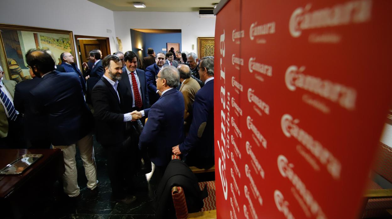 Imagen de un pleno de la Cámara de Comercio de Córdoba antes de decretarse el estado de alarma