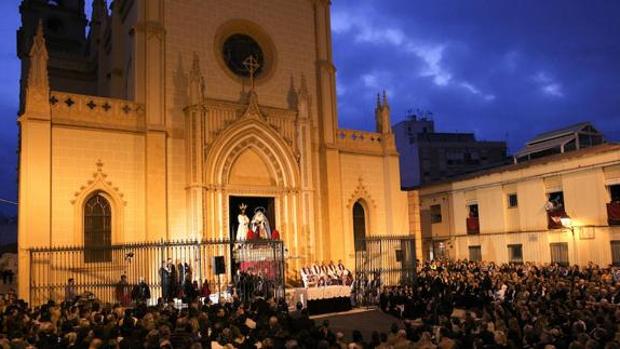 La misa del alba con el Cautivo de Málaga será a puerta cerrada y se emitirá por televisión