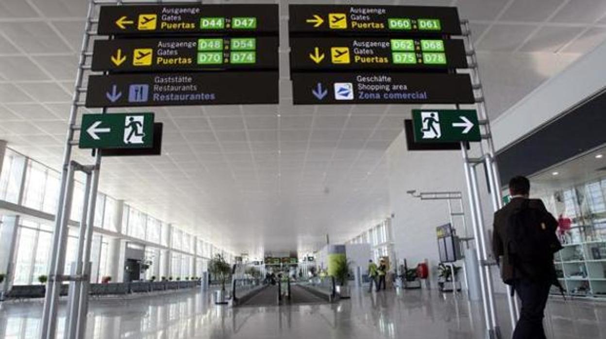 Fue detenido por la Policía Nacional en el aeropuerto de Málaga