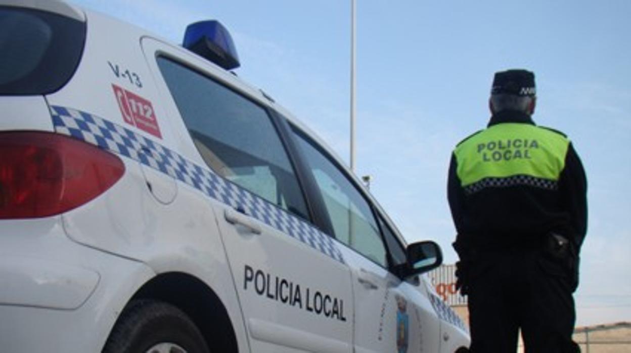 Foto de archivo de un agente de la Policía Local