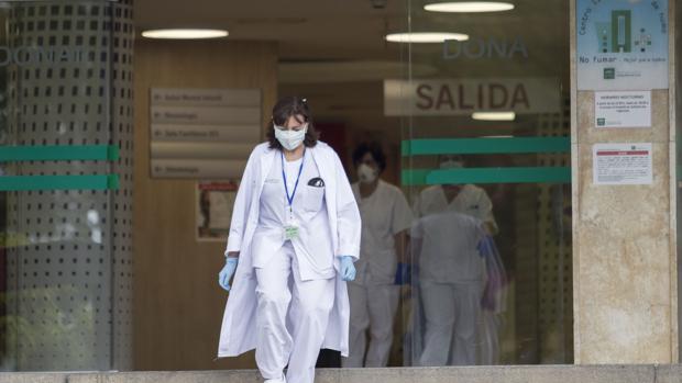 Andalucía está luchando contra el coronavirus sin test ni mascarillas ni fondos del Gobierno central