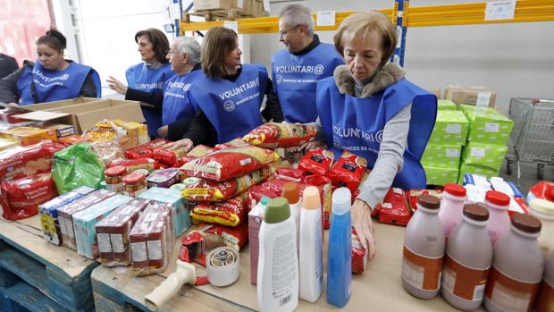 La Diputación de Córdoba dota un programa de ayuda de alimentación con un millón de euros