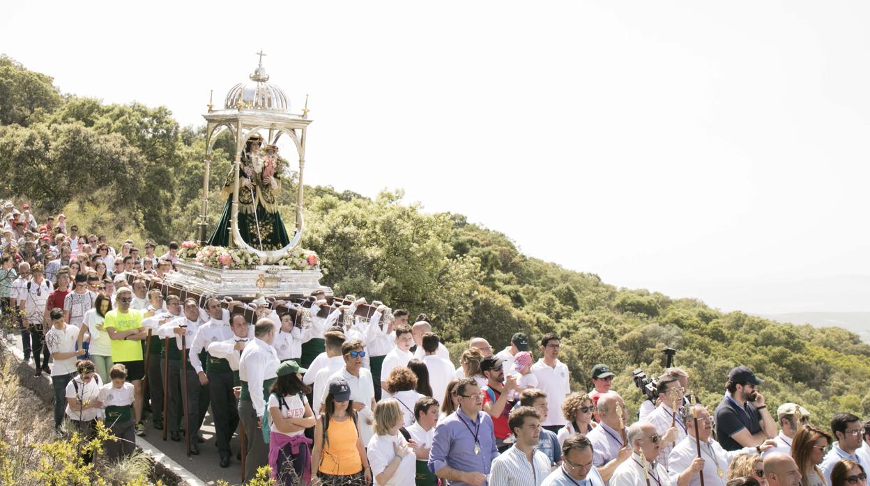 Imagen de la bajada de la virgen de Araceli