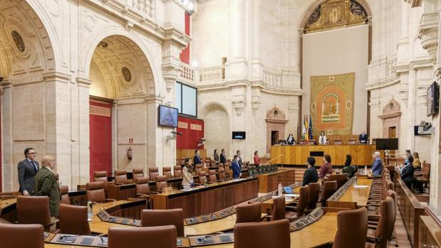 El bocata de sus señorías para volver a la normalidad en el Parlamento