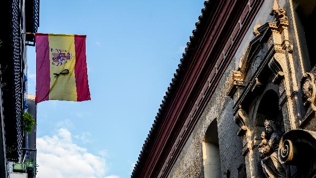 La Junta invita a los andaluces a homenajear a las víctimas del coronavirus sin decidir un luto oficial