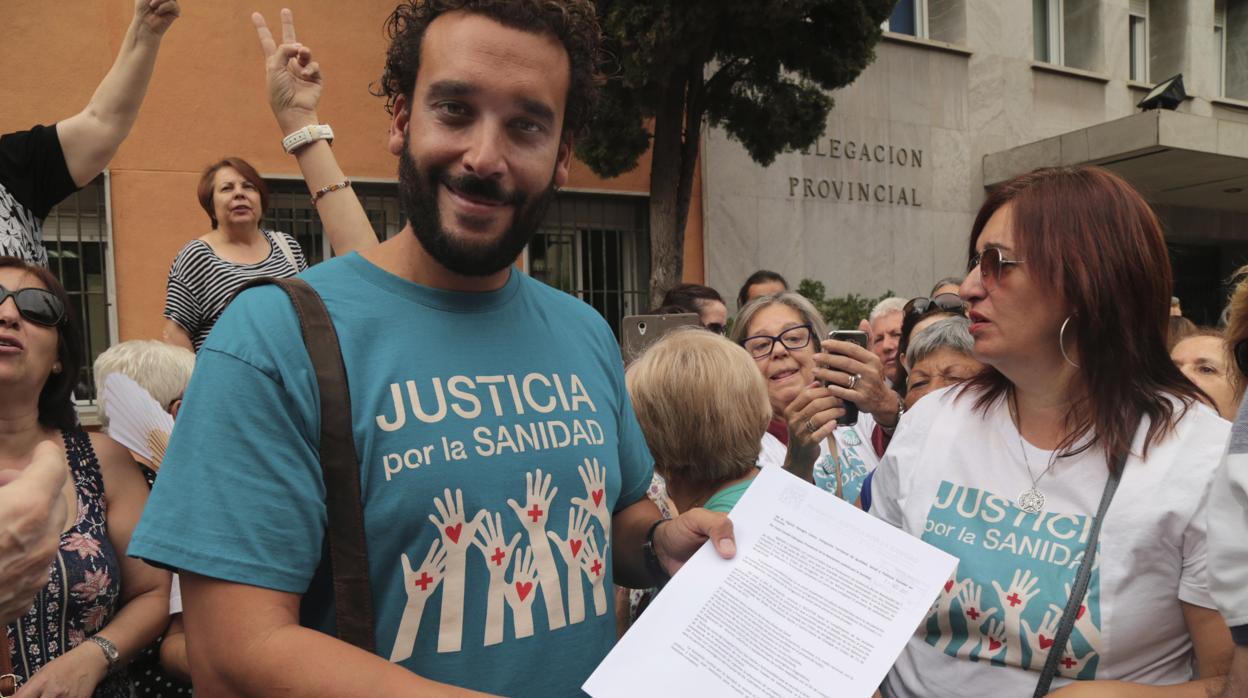 Jesús Candel, médico que lidera la asociación Justicia por la Sanidad, que ha donado las mascarillas ahora retiradas por l no cumplir la normativa