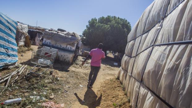 Un detenido y un hospitalizado tras una pelea con arma blanca en un asentamiento chabolista de Huelva