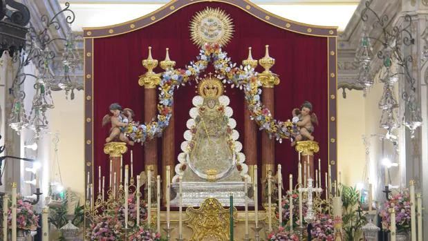 La Virgen del Rocío amanece lista para celebrar un Pentecostés atípico