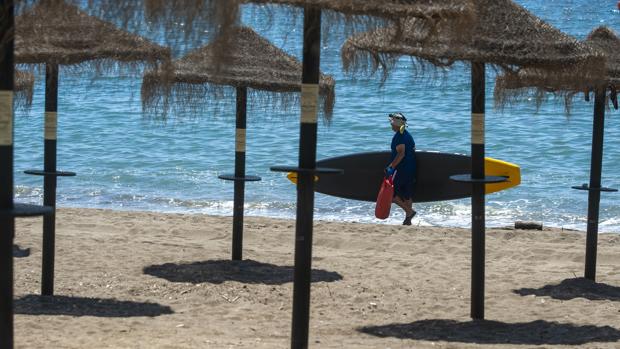 Toda la Costa del Sol anuncia la apertura de sus playas el lunes tras pasar a la fase 2