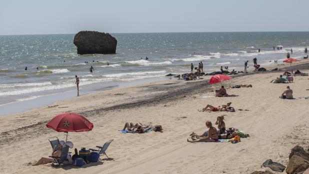 Toda la zona costera de Andalucía salvo Huelva tendrá este jueves de Corpus avisos amarillos