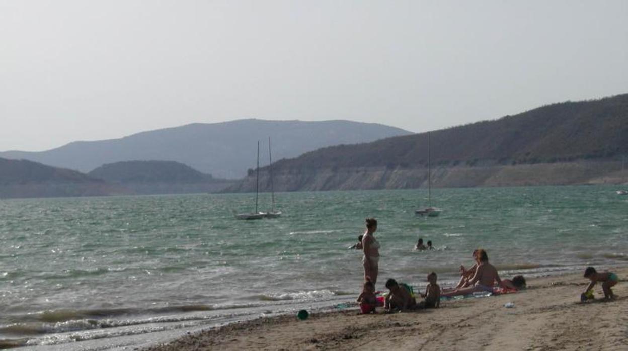 Playa de Iznájar