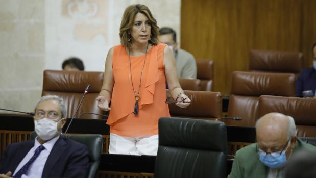 Susana Díaz se muestra más sanchista que felipista en la ofensiva de Podemos y el PSE contra Felipe González