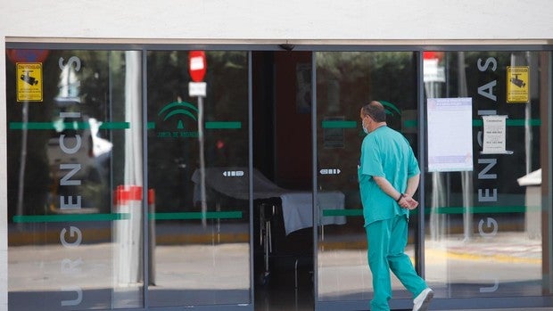 Los hospitalizados por coronavirus en Córdoba descienden a cuatro, uno de ellos sigue en UCI