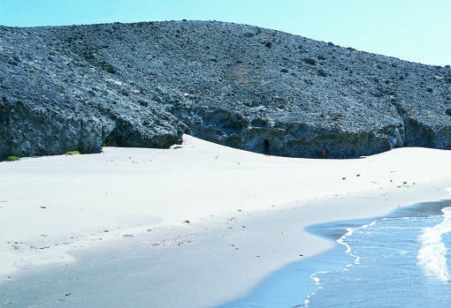 Cala de Mónsul, en el Parque Natural del Cabo de Gata en Almería