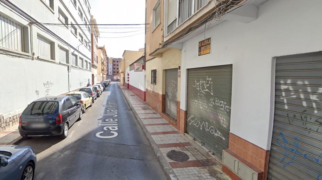 Locales comerciales en Málaga en la calle donde se ha producido el siniestro