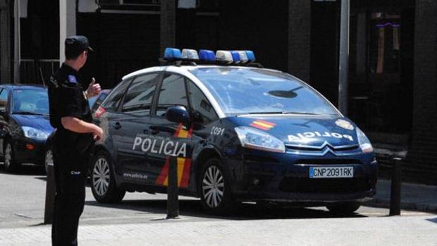 Detenido un médico de Marbella por untar geles y tocar las partes íntimas a una paciente