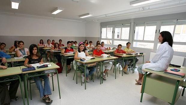 Educación adelanta a agosto la contratación de los 6.000 profesores de refuerzo por el coronavirus