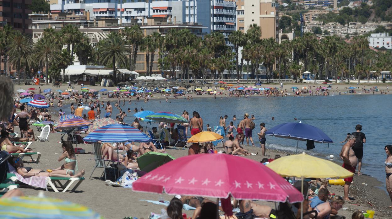 Playa de Málaga el pasado mes de junio