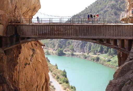 Vista de uno de los puentes del Caminito del Rey