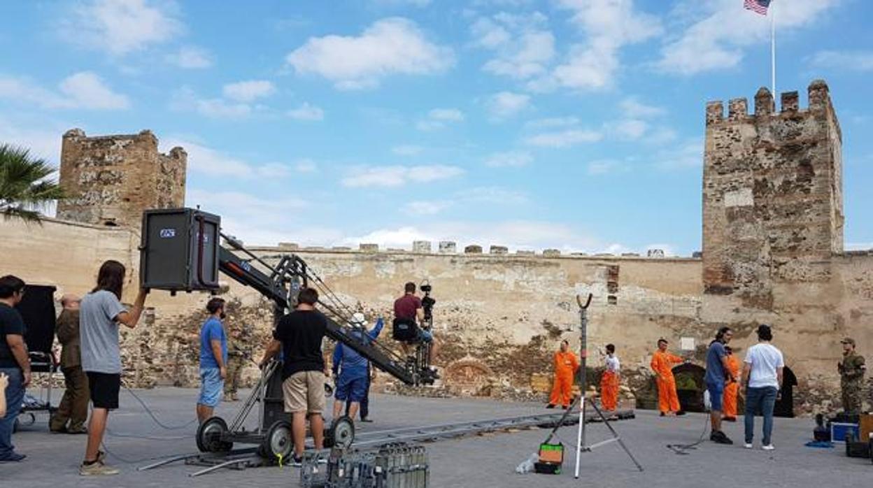 El castillo de Fuengirola durante el rodaje de una película