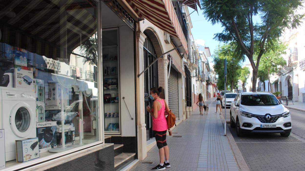 Tiendas cerradas en el municipio cordobés de Montalbán por los positivo de Covid-19