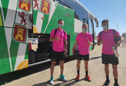 La salida del equipo este domingo del estadio El Arcángel