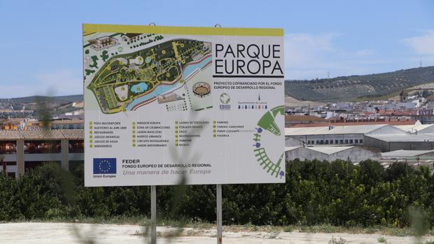 El Ayuntamiento de Lucena adjudica por 665.000 euros las obras de la primera fase del Parque Europa