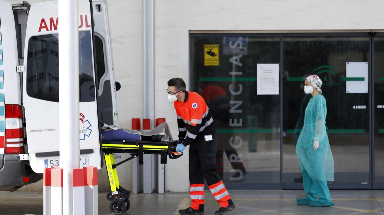 Balance de las últimas horas: 108 nuevos contagios en Córdoba, 11 nuevas hospitalizaciones y un muerto