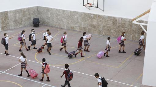 Recreo de las niñas