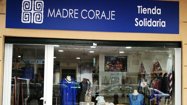 Madre Coraje necesita voluntarios jóvenes para colaborar en sus tiendas y talleres