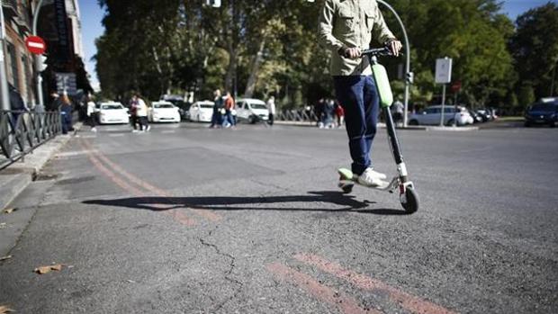 Encuesta sobre patinetes | El 74% de los participantes, a favor de sacarlos de las zonas peatonales en Córdoba