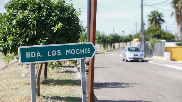 Restricciones en Almodóvar del Río |Cierre de parques y mercadillo y el doble de policías