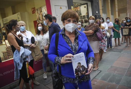 La exdiputada a su llegada a La Casa del Libro