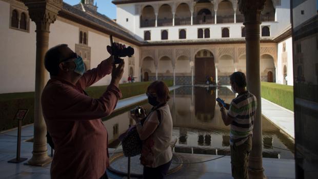 Ofensiva desde Andalucía para lograr 13,5 millones de turistas en el año Covid