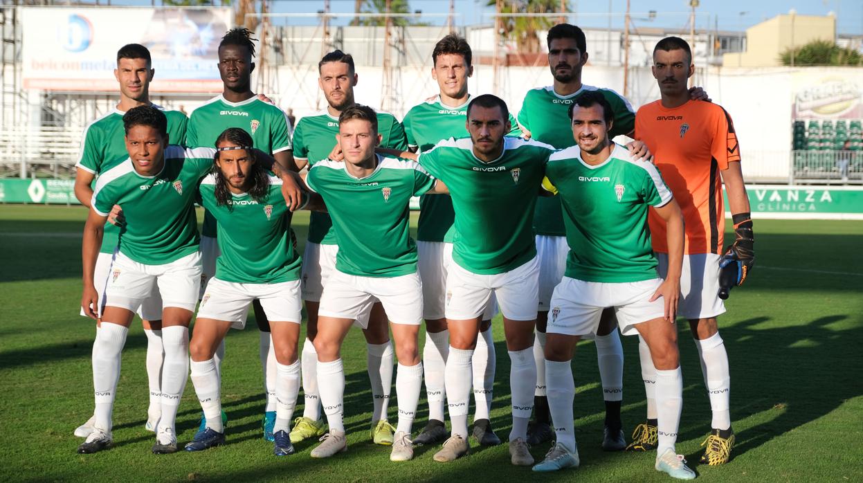 Fomación inicial del Córdoba CF ante el Atlético Sanluqueño