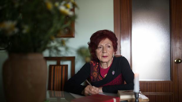 Juana Castro habla de Juana de Ibarbourou en Córdoba el lunes 19 de octubre