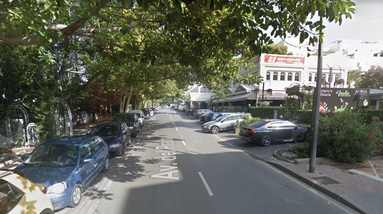 Zona de restaurantes en la calle donde se produjo el tiroteo