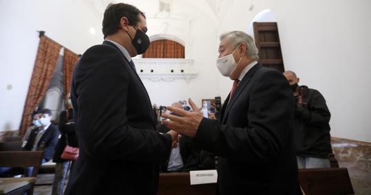 El alcalde y el nuveo presidente de la Fundación, ayer dialogando