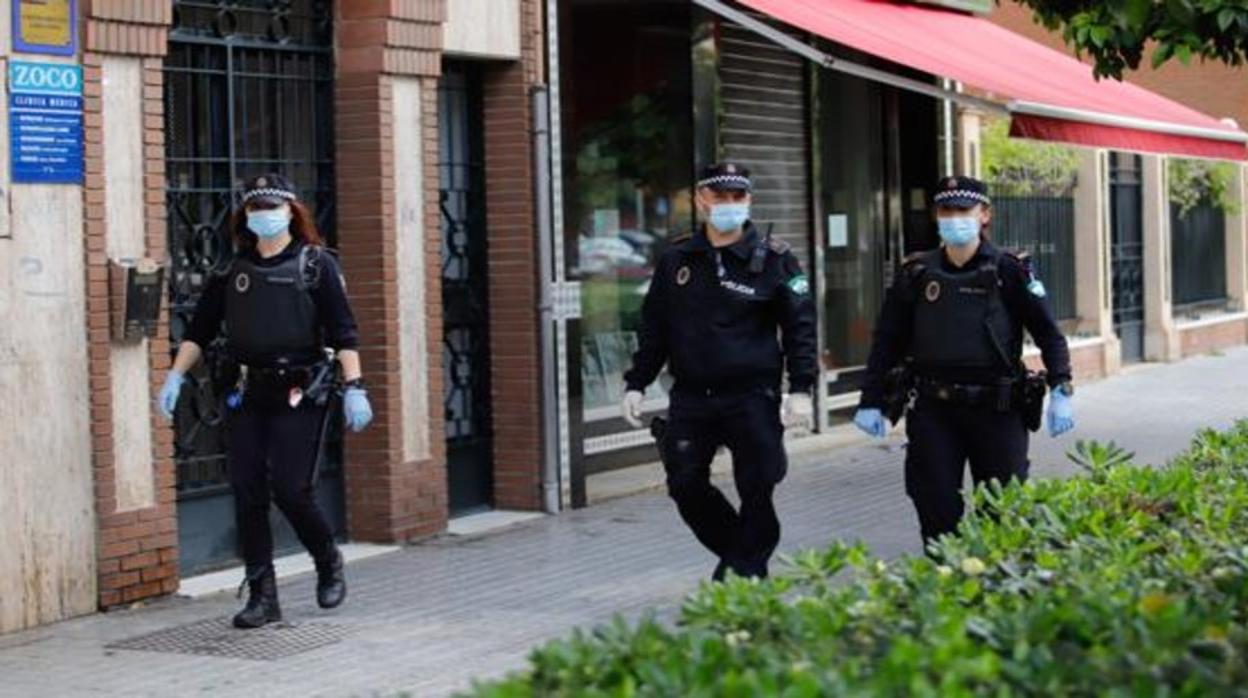 Agentes de la Policía Local de Córdoba en una imagen de archivo